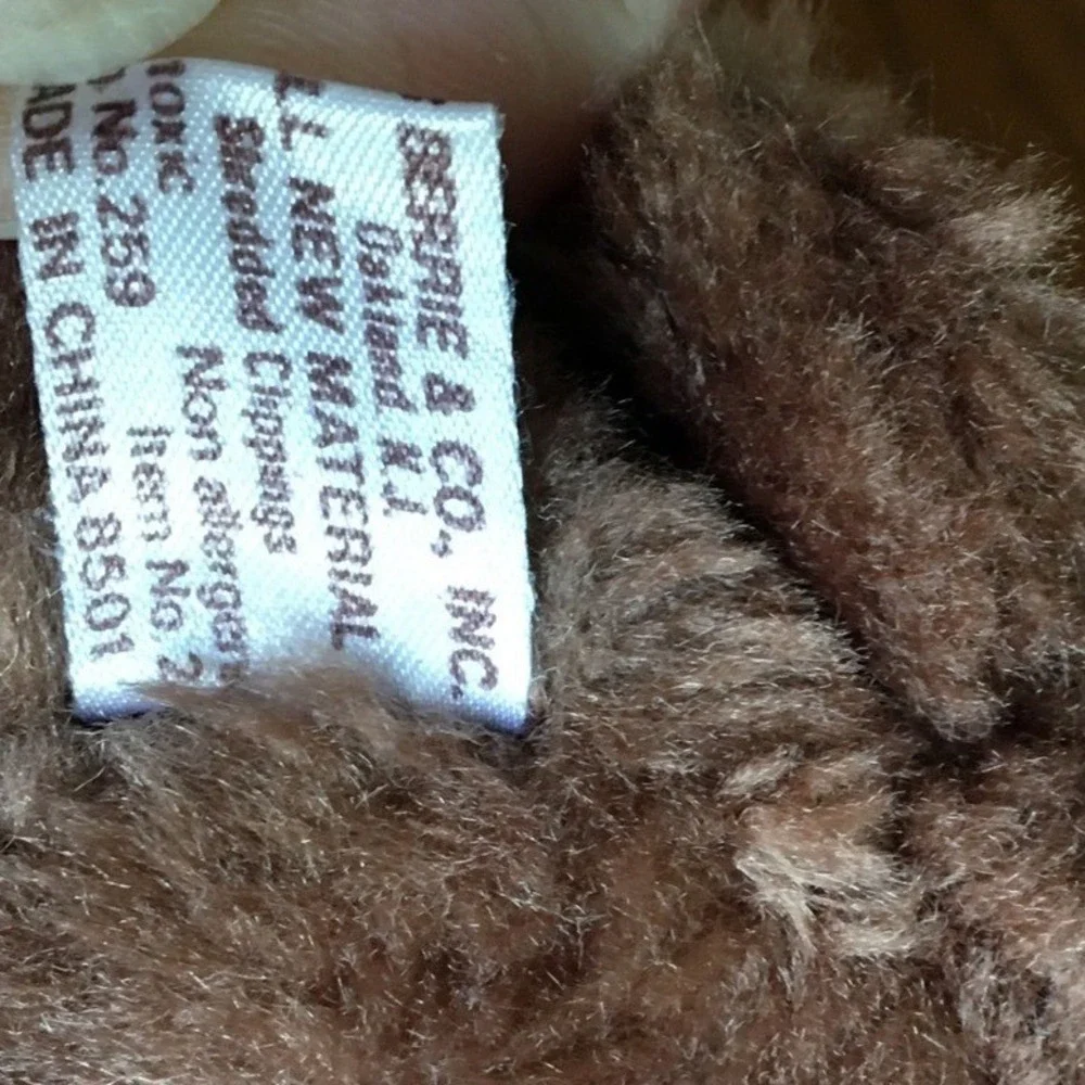 Vintage Russ Berrie Plush Brown Teddy Bear Red Bow‎ 4.5